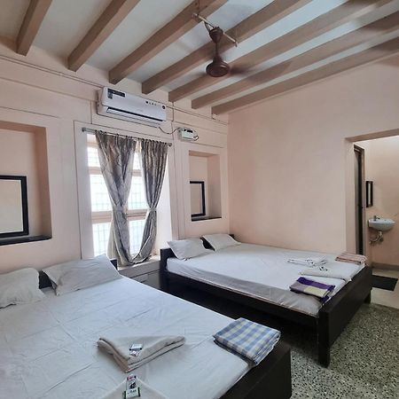 Sowmya Lodge Tiruchirappalli Exteriér fotografie