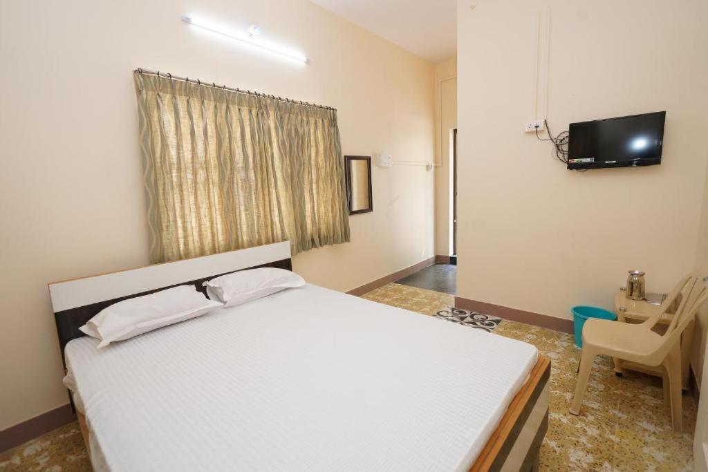 Sowmya Lodge Tiruchirappalli Exteriér fotografie