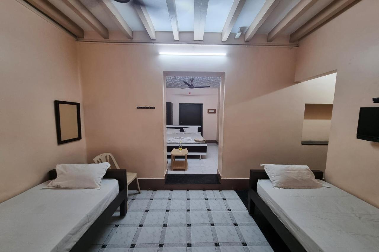 Sowmya Lodge Tiruchirappalli Exteriér fotografie