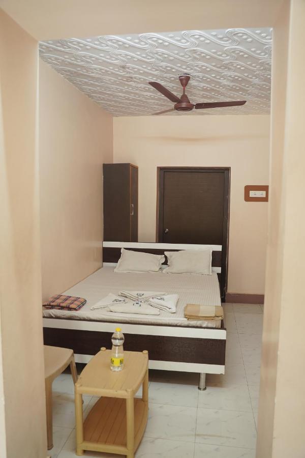 Sowmya Lodge Tiruchirappalli Exteriér fotografie