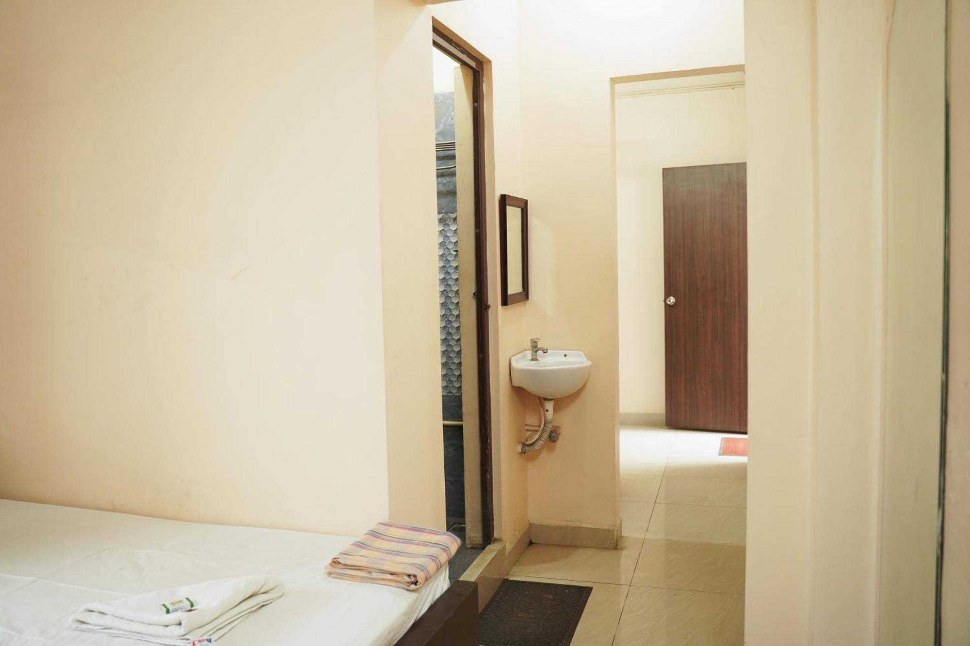 Sowmya Lodge Tiruchirappalli Exteriér fotografie