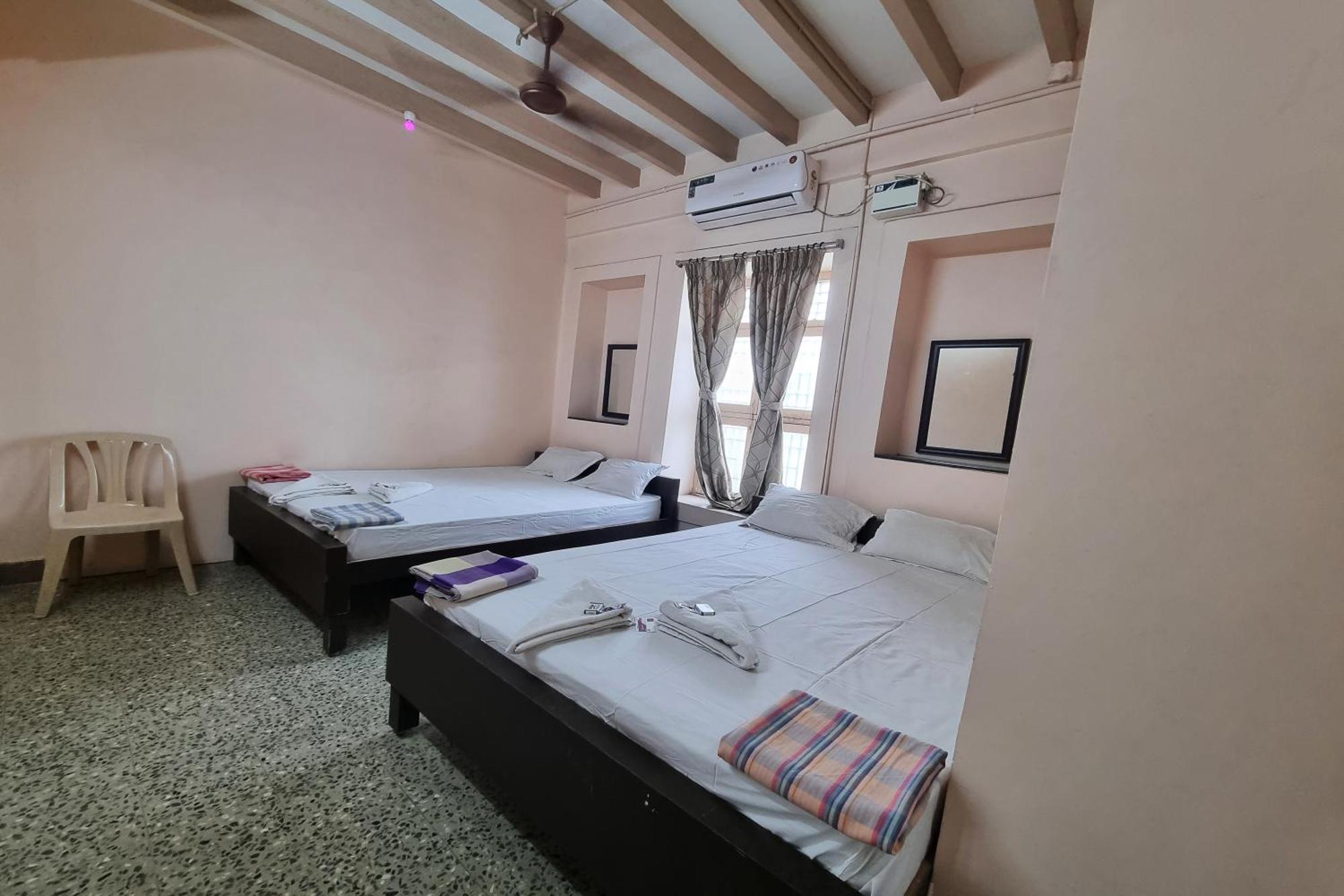 Sowmya Lodge Tiruchirappalli Exteriér fotografie